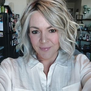 Meet your Posher, Kristin